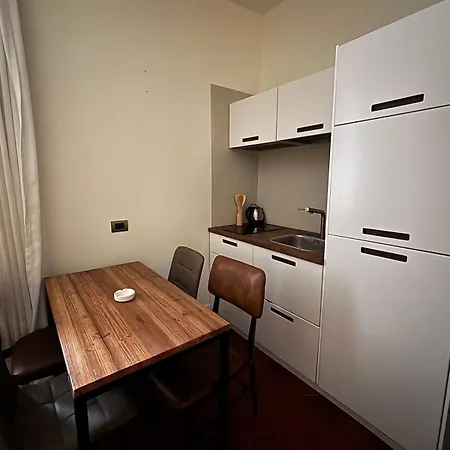 Centro Piazzaplebiscito נאפולי